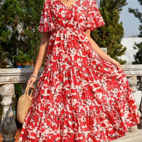 Bohemian Red Floral Print Butterfly Sleeve Maxi Dress - Picture 3 of 6